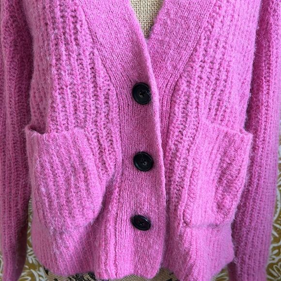NWT A.L.C. Cleveland Cable Knit Button Front Relaxed Cardigan in Bubblegum XS - Picture 7 of 12